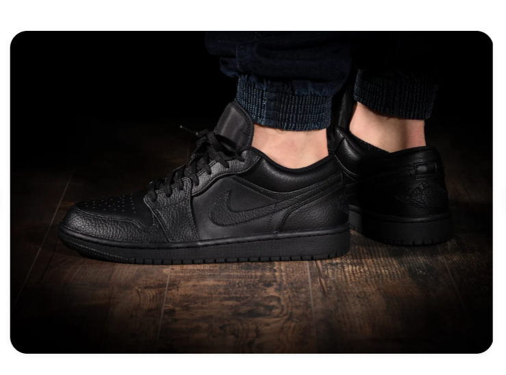 Air Jordan 1 Low 'Triple Black'