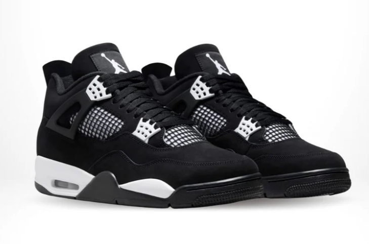Air Jordan 4 Retro White Thunder