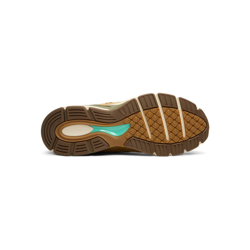 CNCPTS x New Balance 990v4 “Patina (PumpernickelDark Olivine)