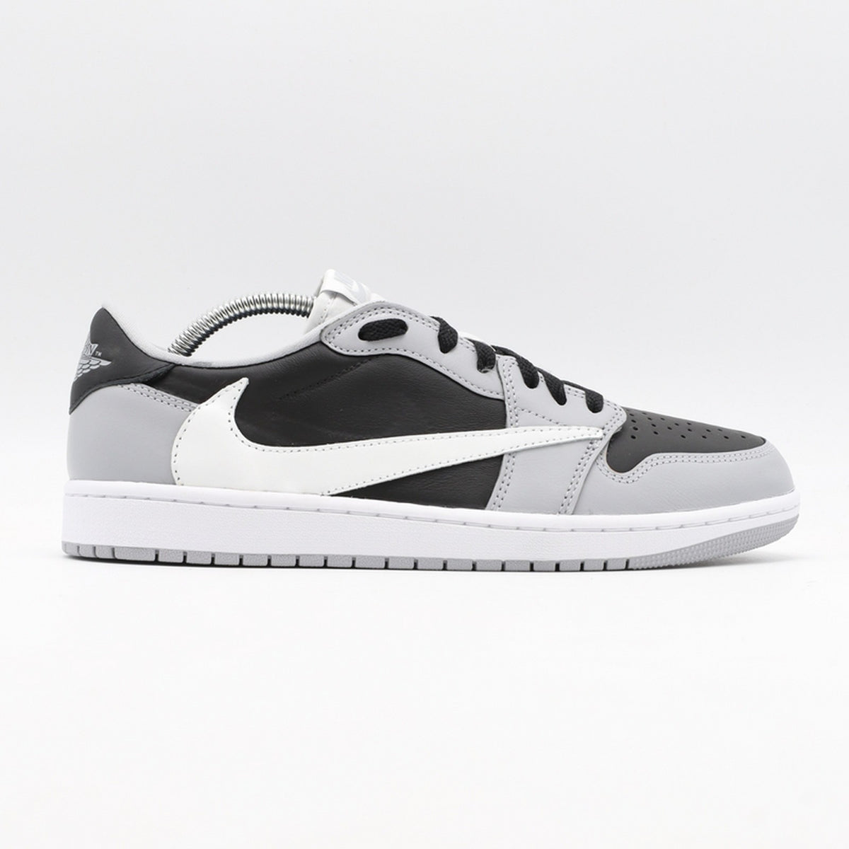 Nike Jordan 1 - Charcoal